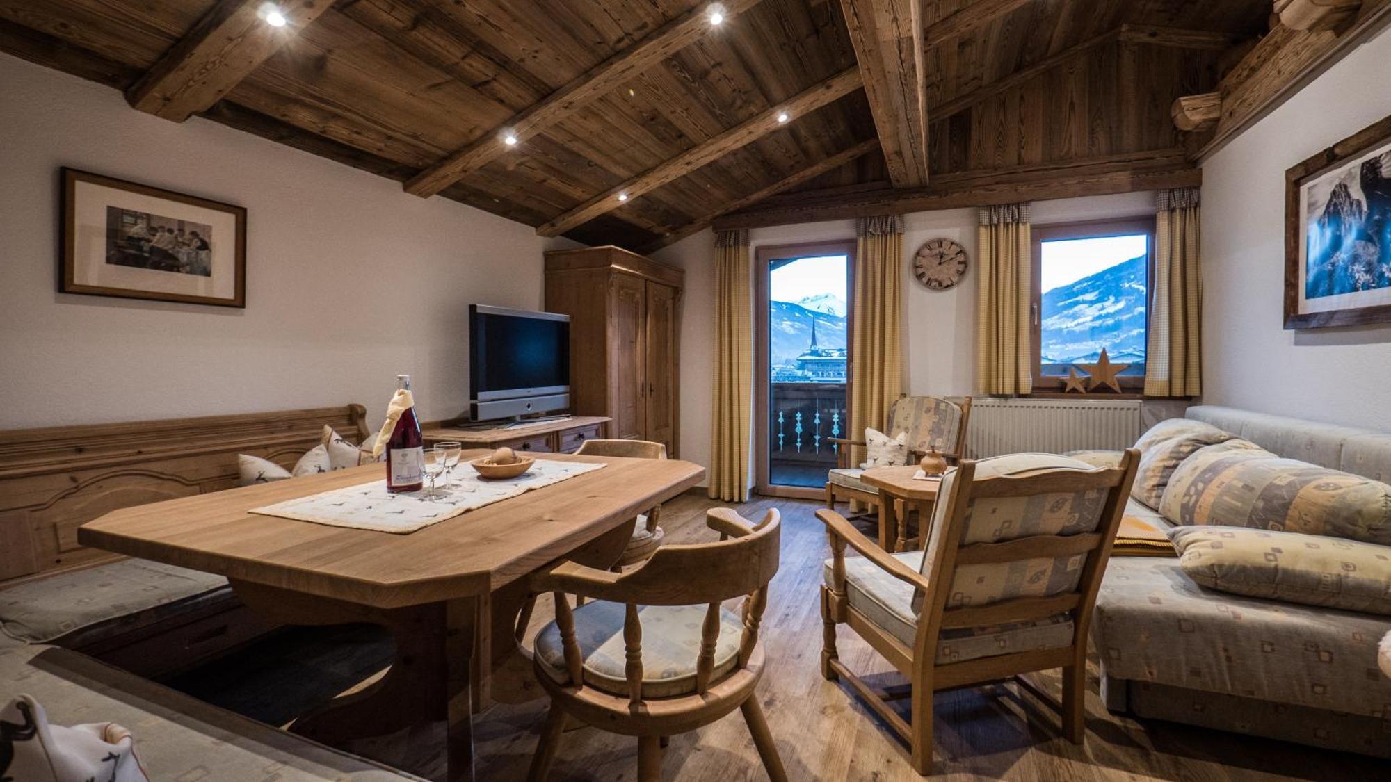 Apart Tyrol ウダーンス 部屋 写真